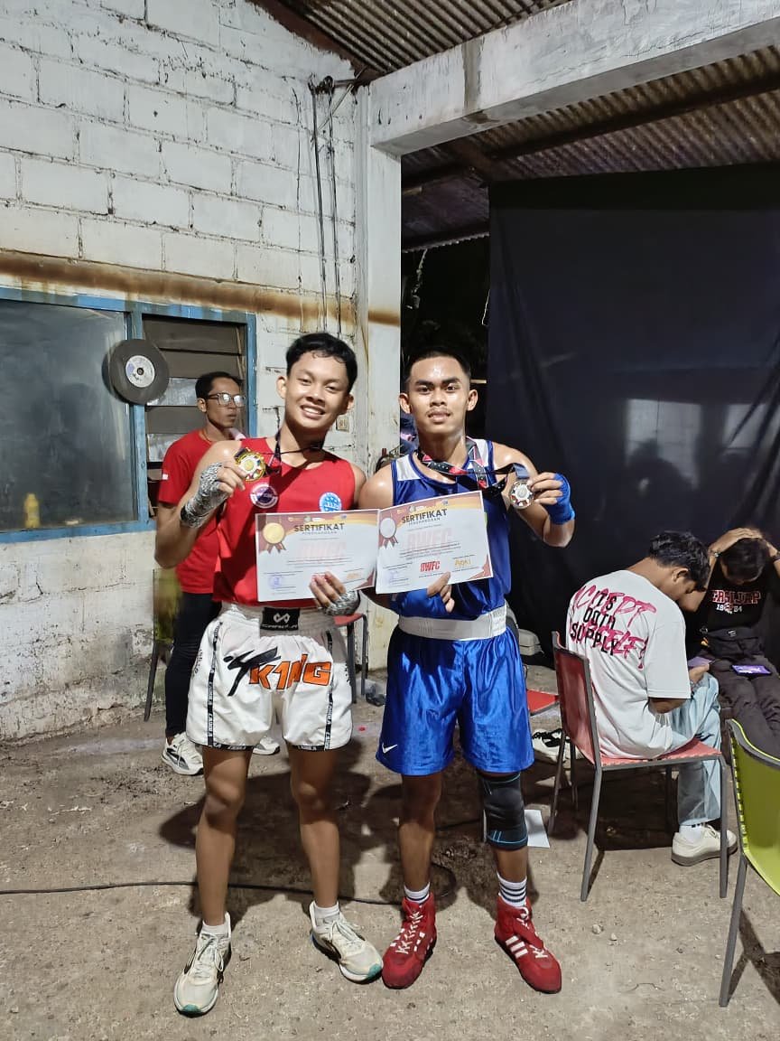 Siswa MAN 3 Banyuwangi Juara 2 Tinju BWF Championship